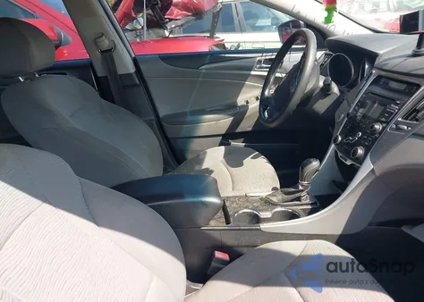 2012 Hyundai Sonata Hybrid from USA, damaged, VIN KMHEC4A40CA027781